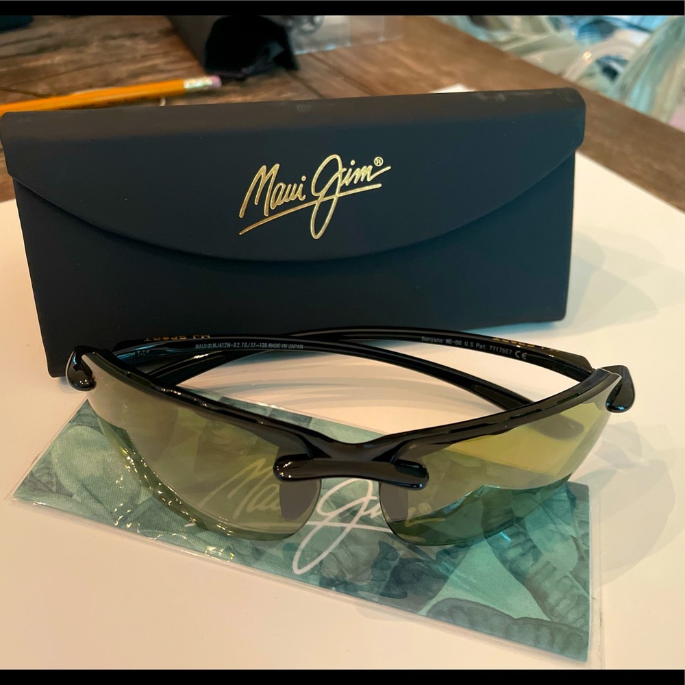 Brand new Maui Jim Banyans